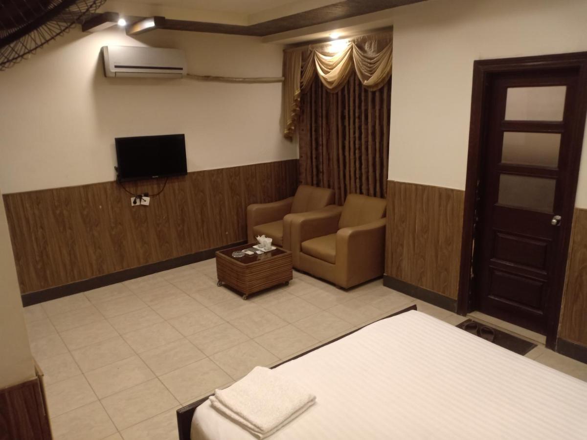 Hotel New Madina Faisalabad Eksteriør bilde