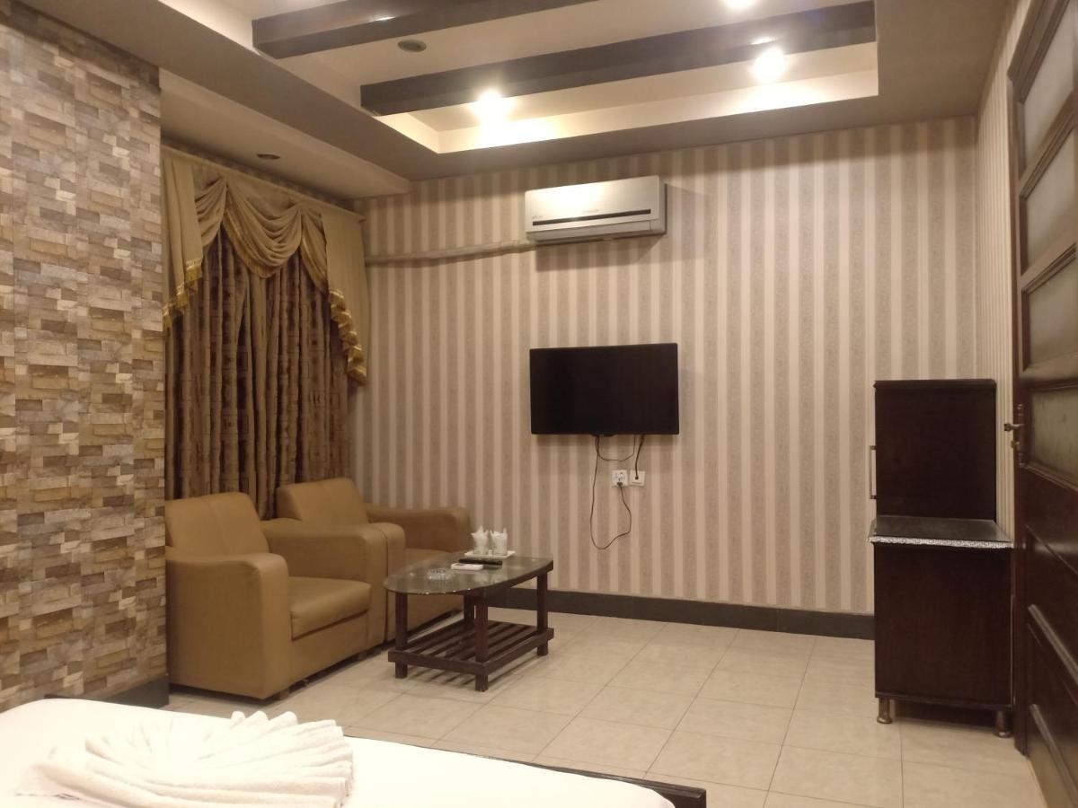 Hotel New Madina Faisalabad Eksteriør bilde